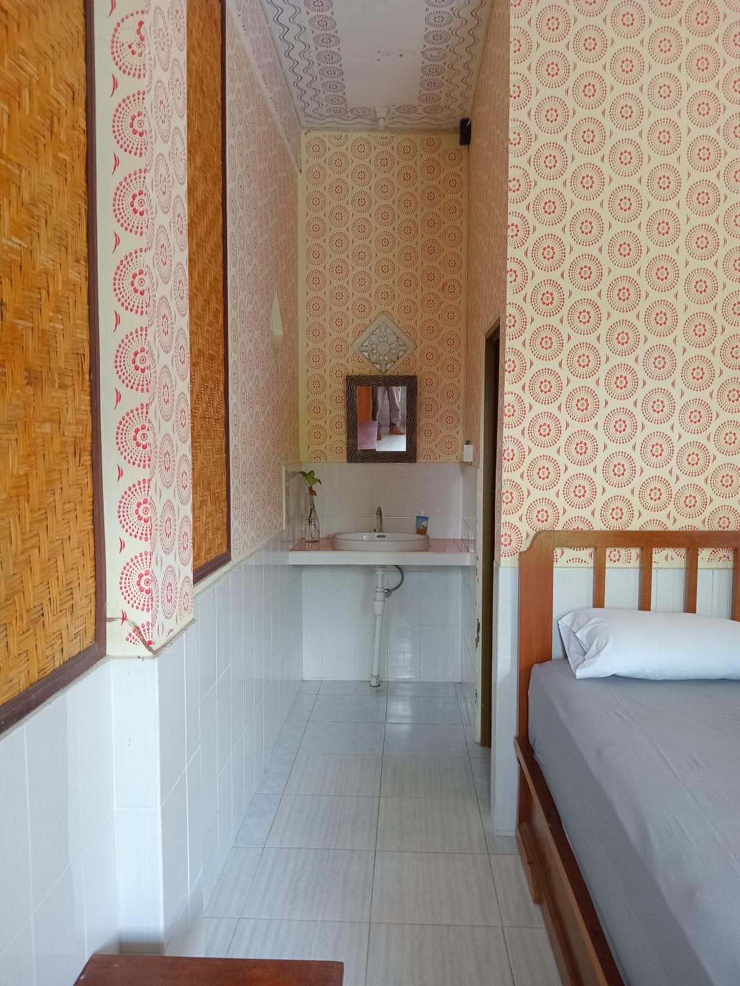 Kanaya Homestay & Warung Heaven Munduk  Exterior photo